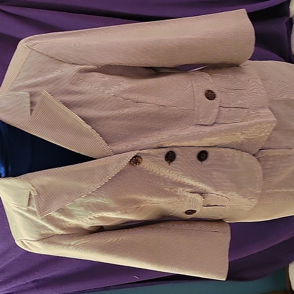 Two piece jacket and pant suit - Picture 1 of 5